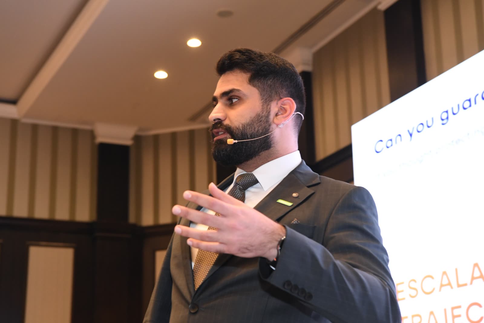 Abdallah Almajali, Systems Engineer, Saudi Arabia and Bahrain, Veeam, presenting at the ACME, Veeam and Nutanix customer roundtable