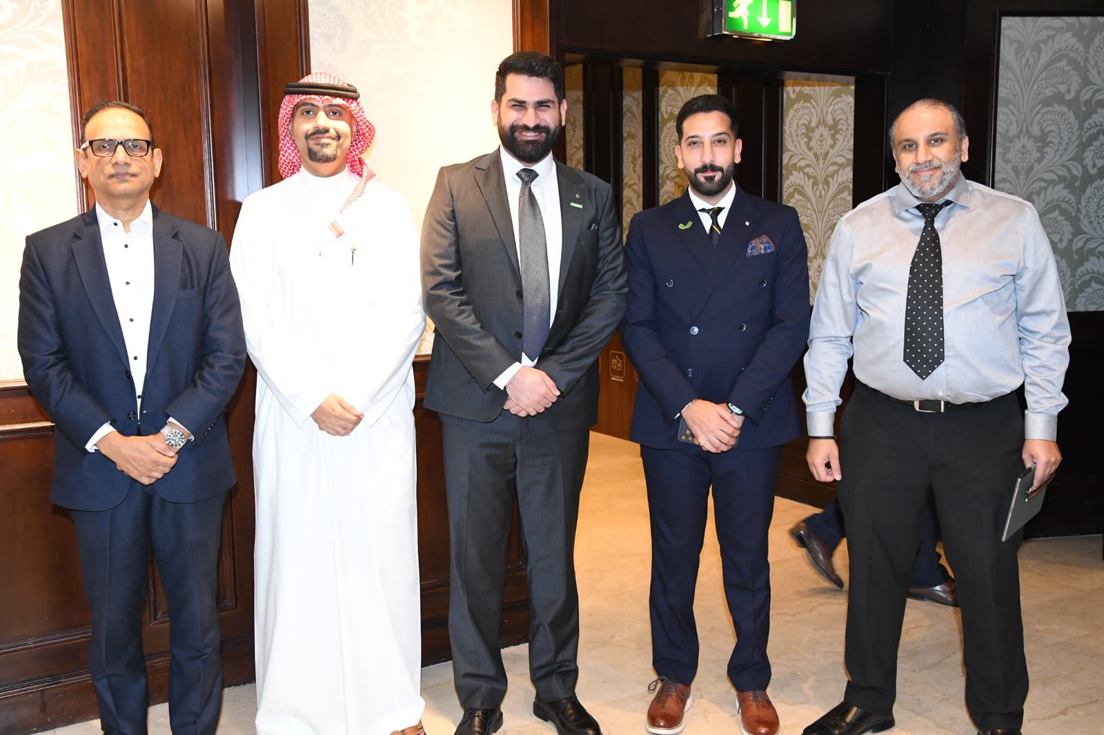 ACME, Veeam and Nutanix team group photo at the Resilience Without Compromise customer roundtable